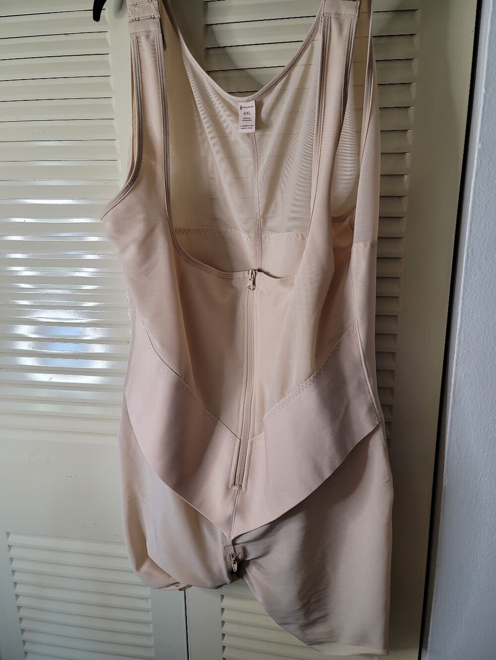 FEELINGIRL Beige One-Piece Shapewear Faja Bodysuit, Front Zipper Closure 4xl